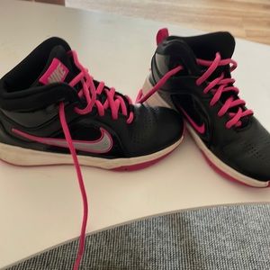 Girls Nike basketball shoes